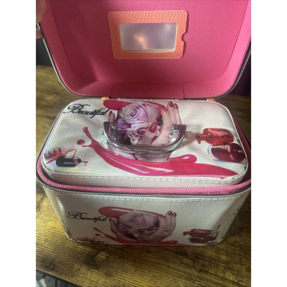 Makeup Travel Bag Set Of 3 Stacking Zippered Bags BEAUTIFUL Roses Nail Polish